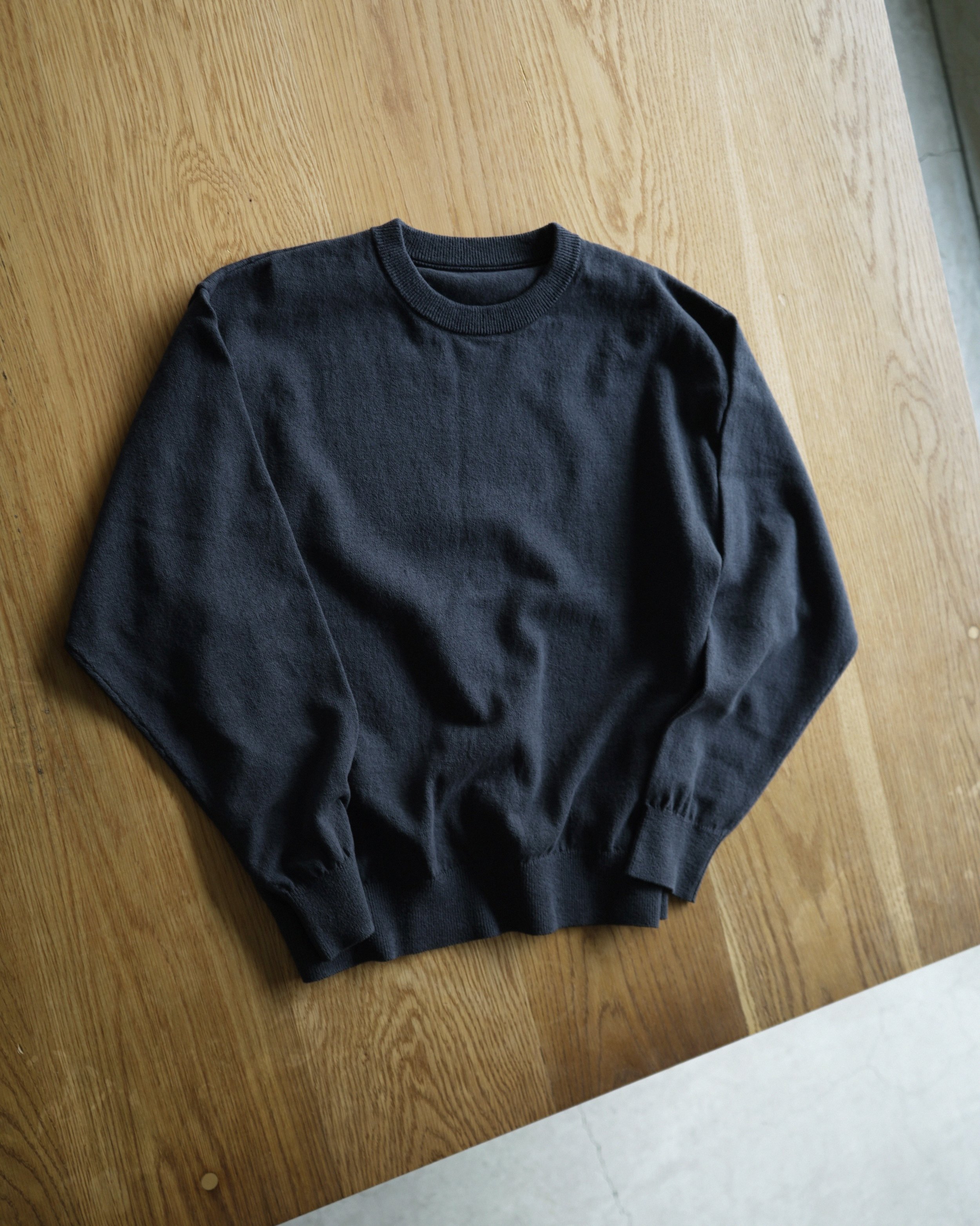 Yonetomi × TF : wave cotton crew neck knit - CHARCOAL -