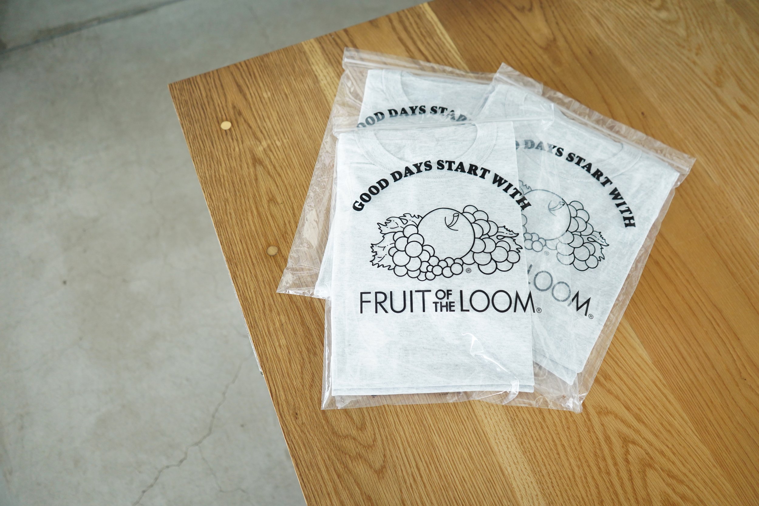 UNUSED と FRUIT OF THE LOOM