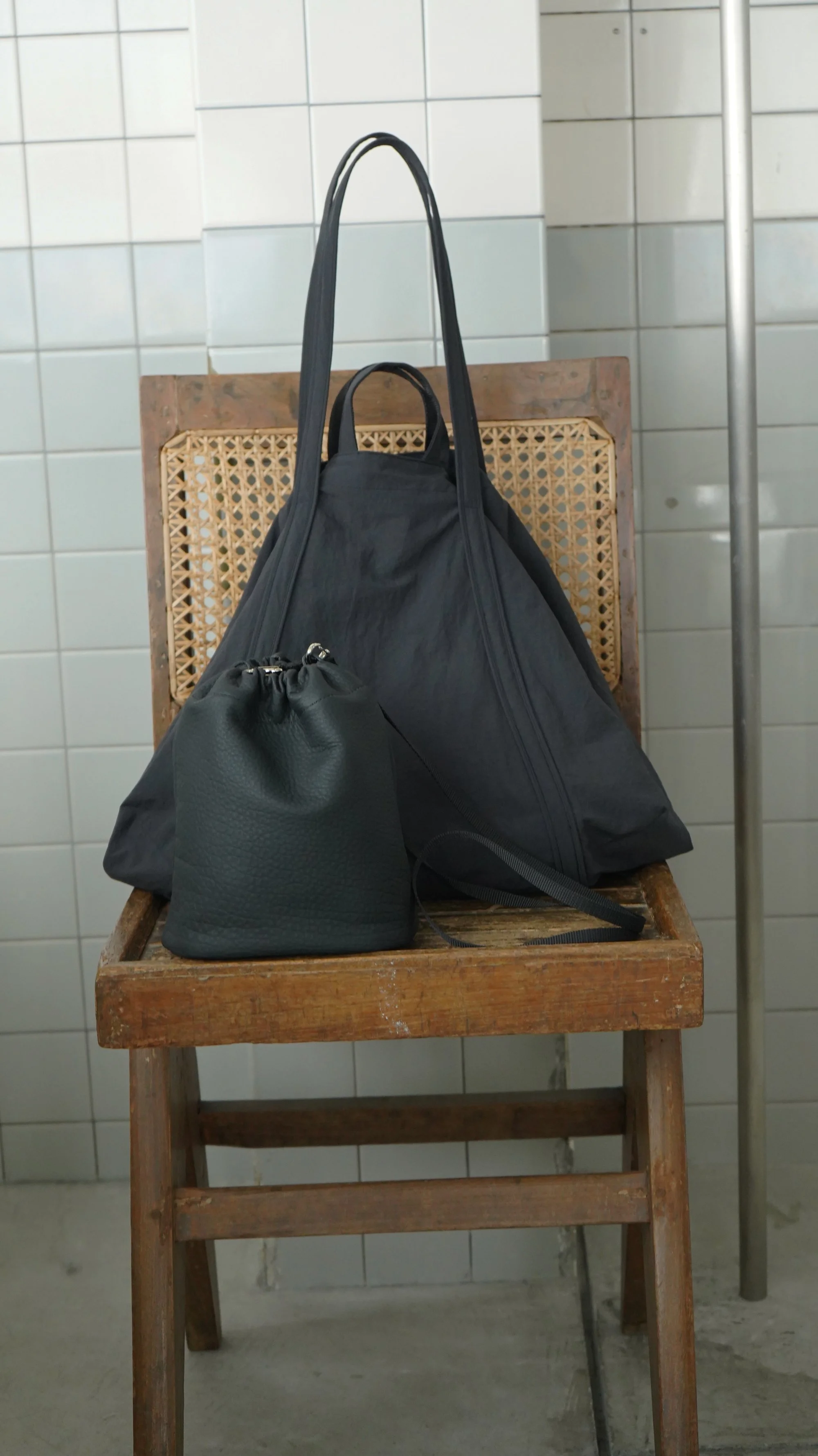 包(つつ)んで、包(くる)んで