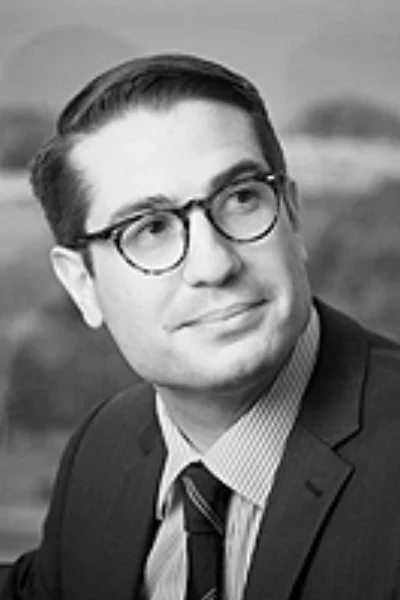 max-linkedin-photo.jpg