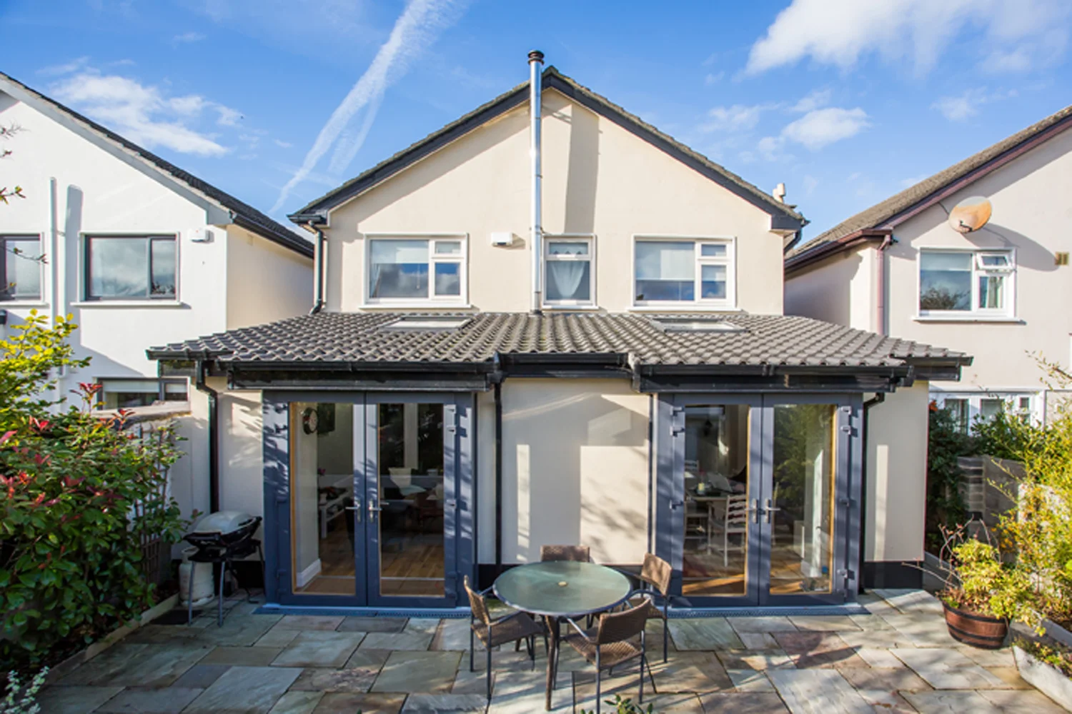 exterior-front-close-house-bray.jpg