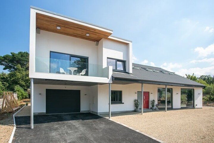 &quot;A piece of great modern architecture, beautifully laid out, functionally worked to perfection with beautiful detail&quot;. Hugh Wallace, as featured on 'Home of the Year'.
.
See more from this project: https://www.madaboutdesign.ie/knocklyon-ho