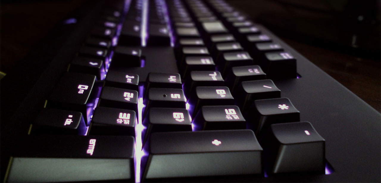 blackwidow_chroma_cover.jpg