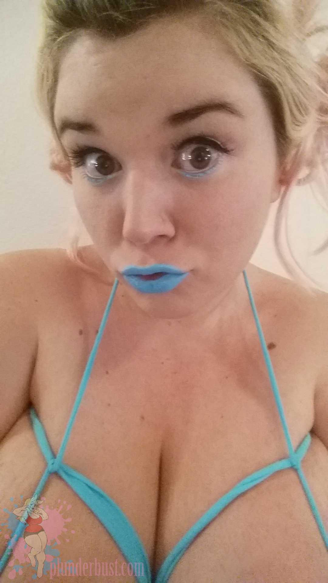 When a swimsuit is so good- you spontaneously explode into a WILD DUCK FACE!