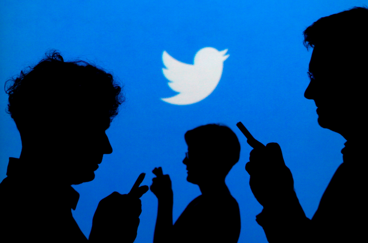 Donating to Politicians? On Twitter You Can!