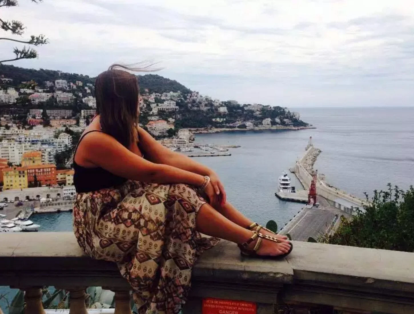 I’ve lived in 5 countries. Here are my 11 best tips for moving abroad.