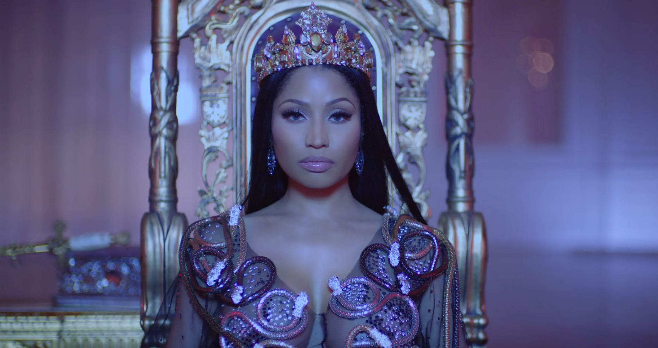 Nicki Minaj helps to pay thousands in loans and tuition for her straight-A student fans