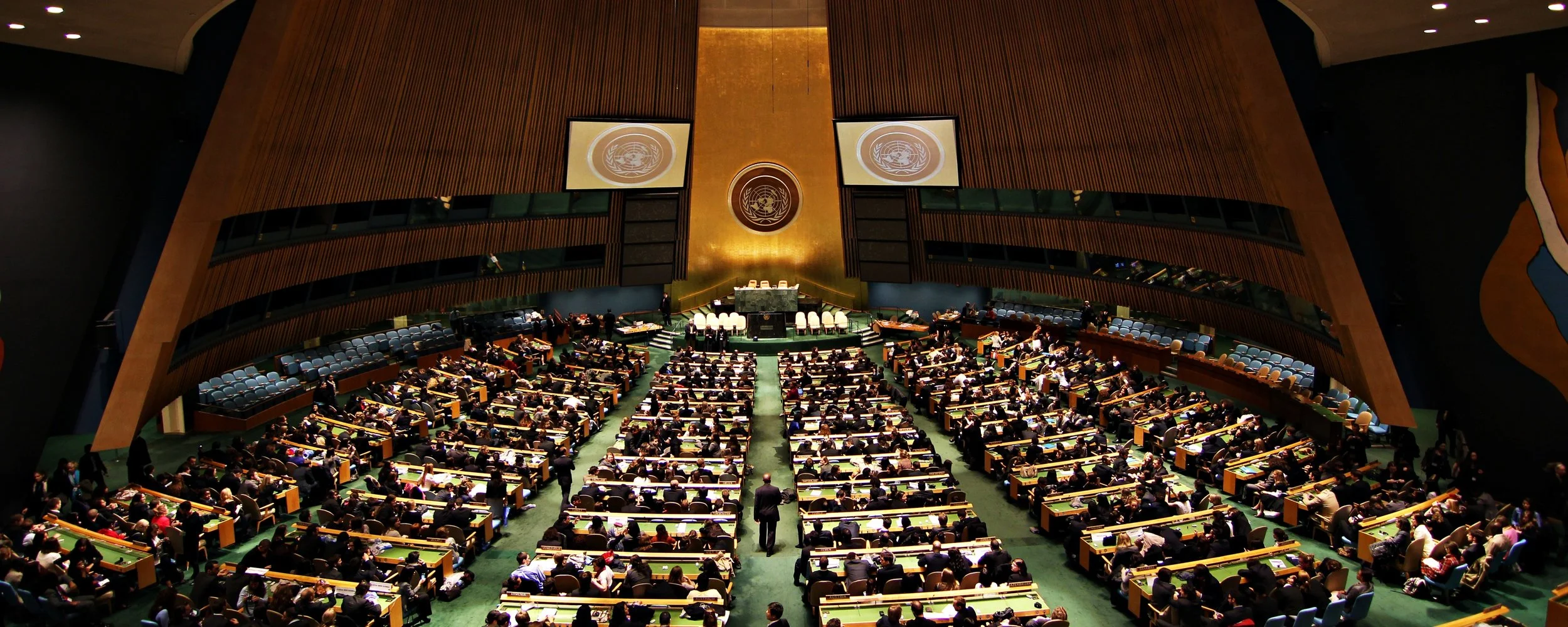 united_nations_general_assembly_hall_3-e1449681284488.jpg