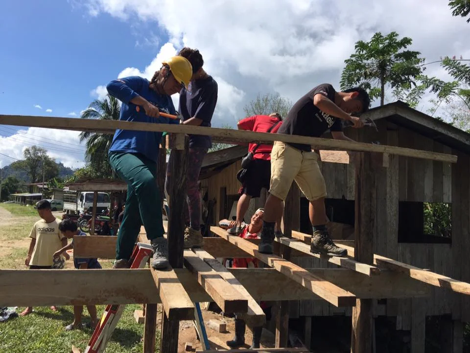 BUILDING THE TOILET 2.jpg