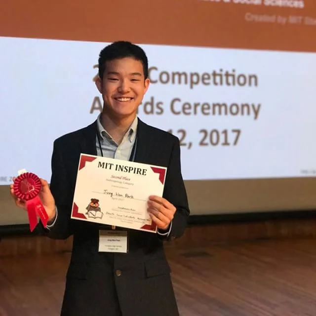 🚨 GYVSDGsCup Contestant Alert 🚨 Jung Won Park is a finalist from Korea, who perceives education 🤓 as the absolute foundation of every child’s physical and mental wellbeing and is therefore providing awareness about the importance of a quality education 📚 for all. If you want this Finalist’s story to be the winner of the competition, go to our Facebook page to read the article and simply LIKE 👍 or put a POSITIVE REACTION 😍: that will be your vote!