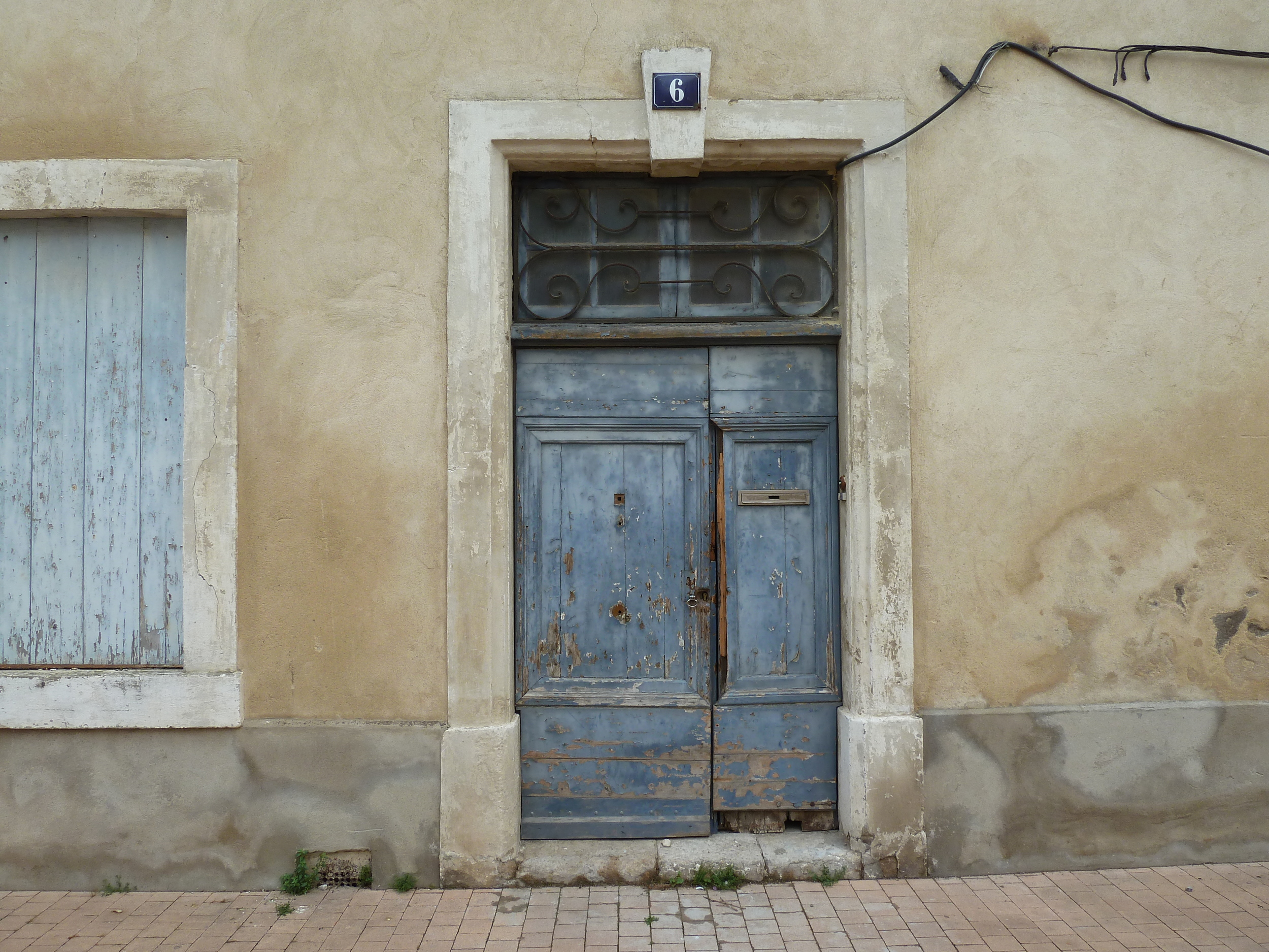 Doorway - Narbonne