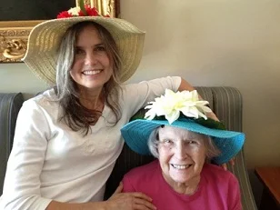  Beth Reinert with mother Marilyn Redwood