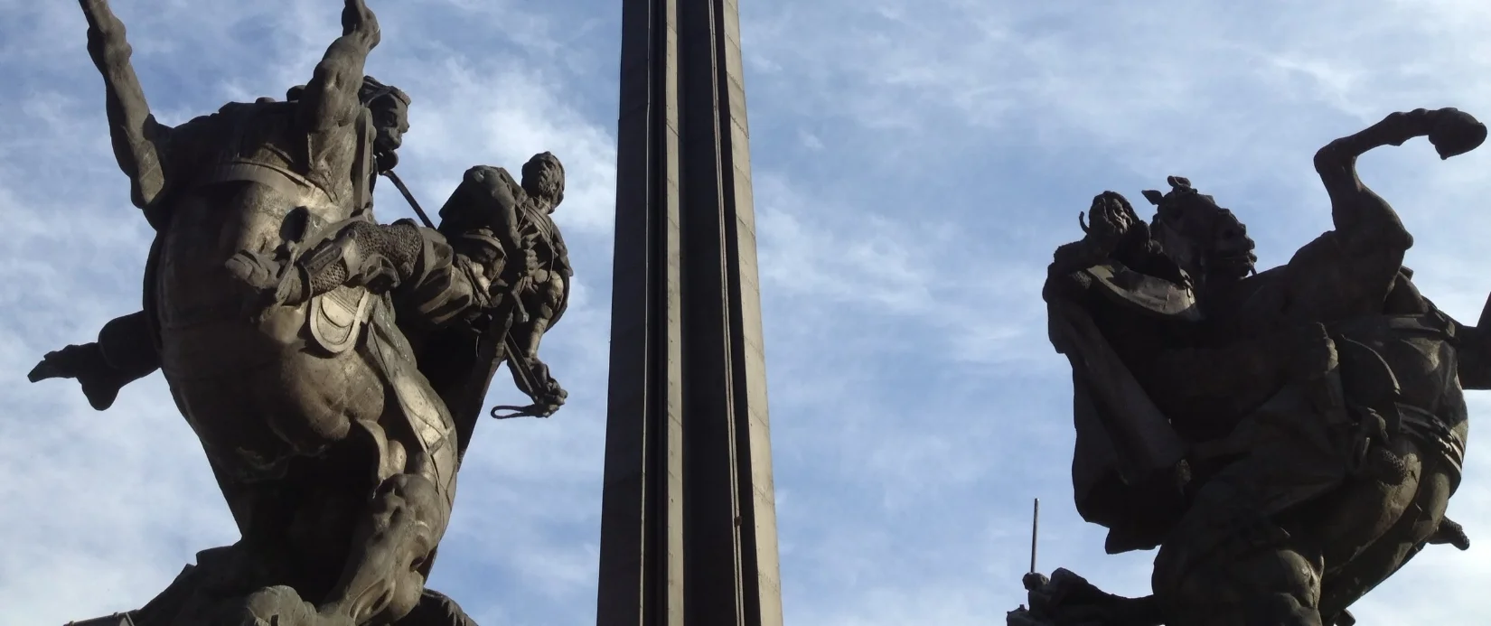 &quot;Two Brothers, One Throne&quot; in Veliko Tornavo - Велико Търново