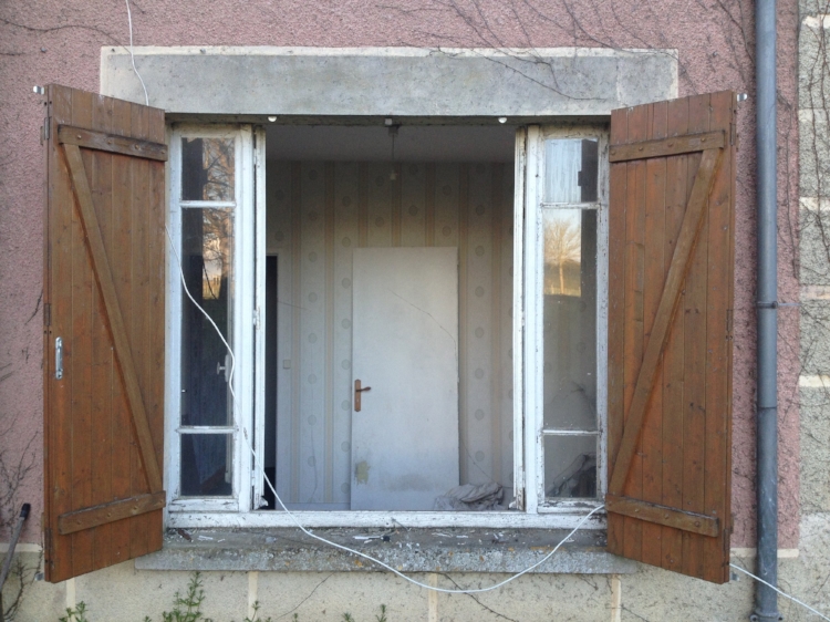 Location, location, location! The Jort-Studio Balcony. And only window.