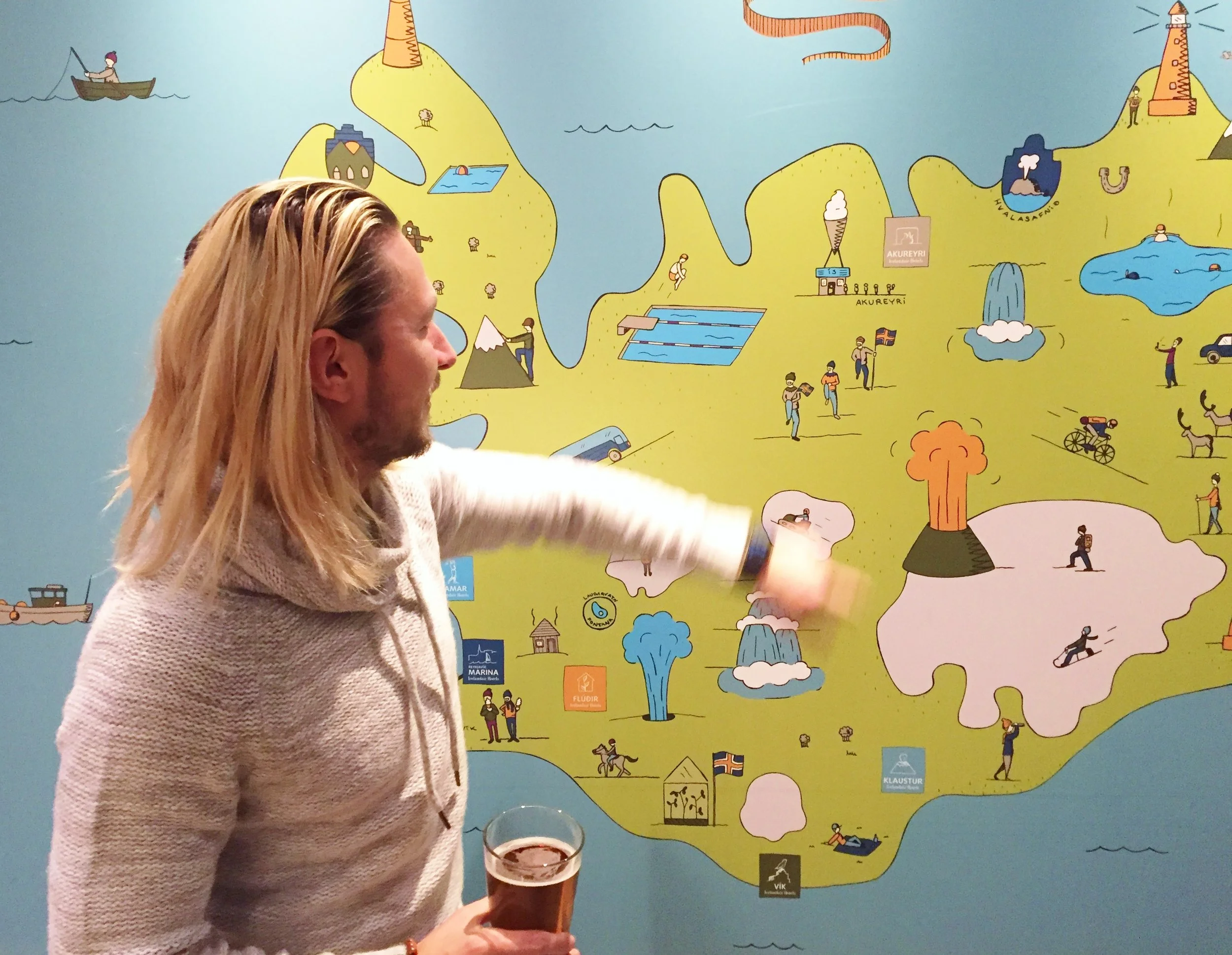 Iceland - A MAP of Ice, Frost, Food and Light