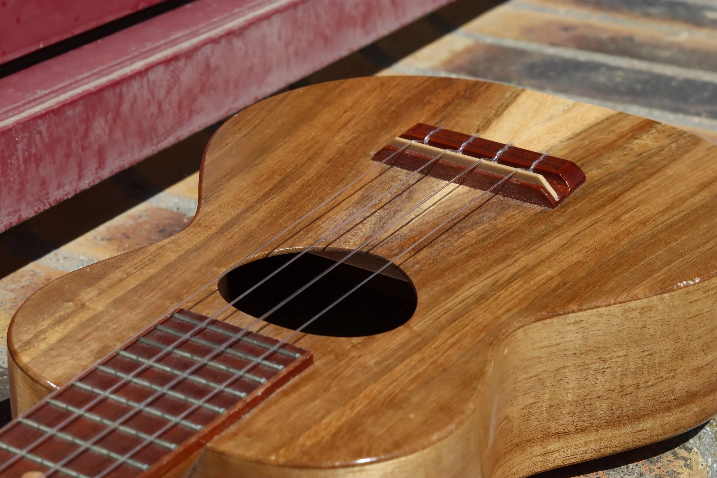 Life on Mars? by David Bowie with chords, strum &amp; tutorial