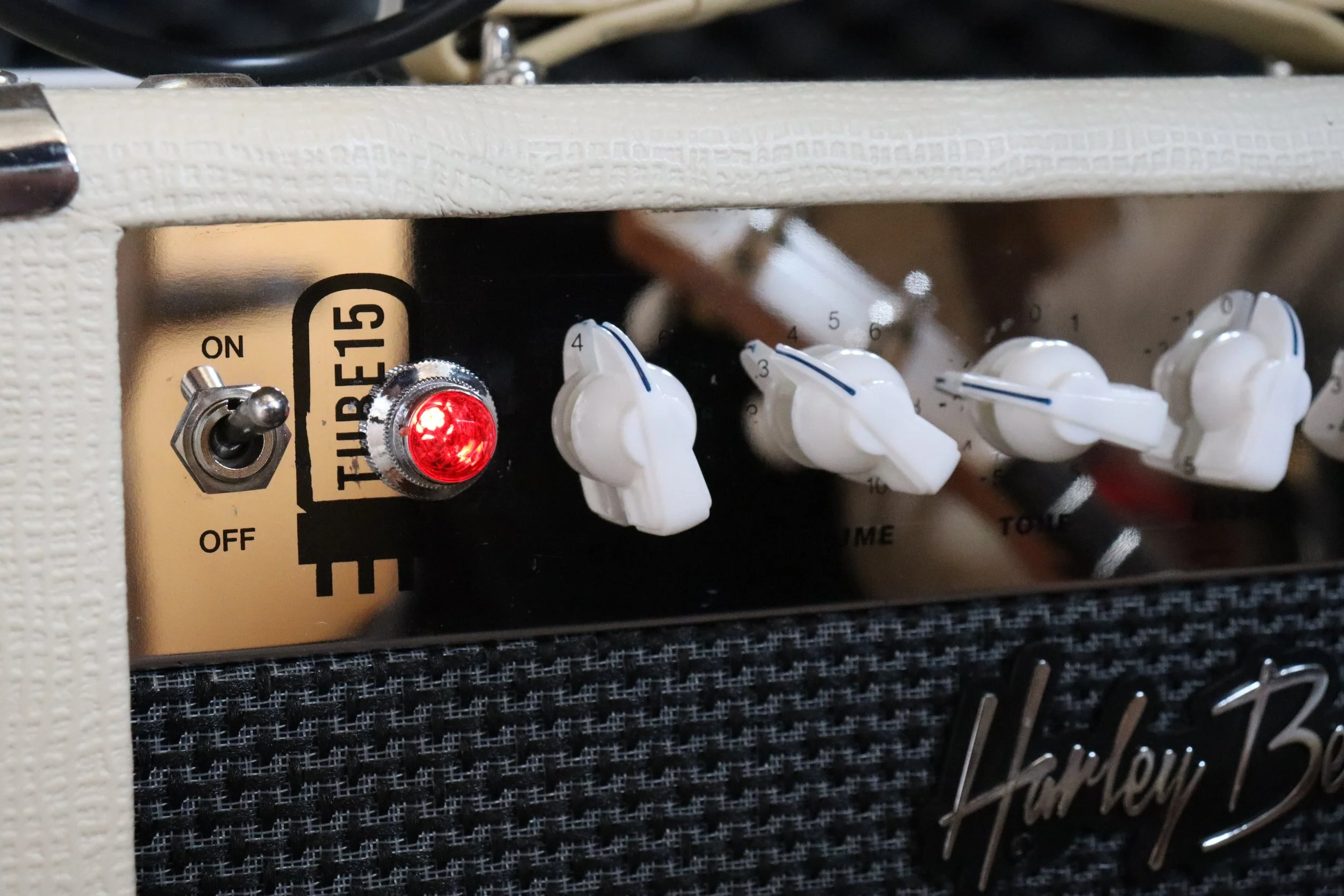 Small Size, Big Sound: How to Amplify Your Ukulele Experience