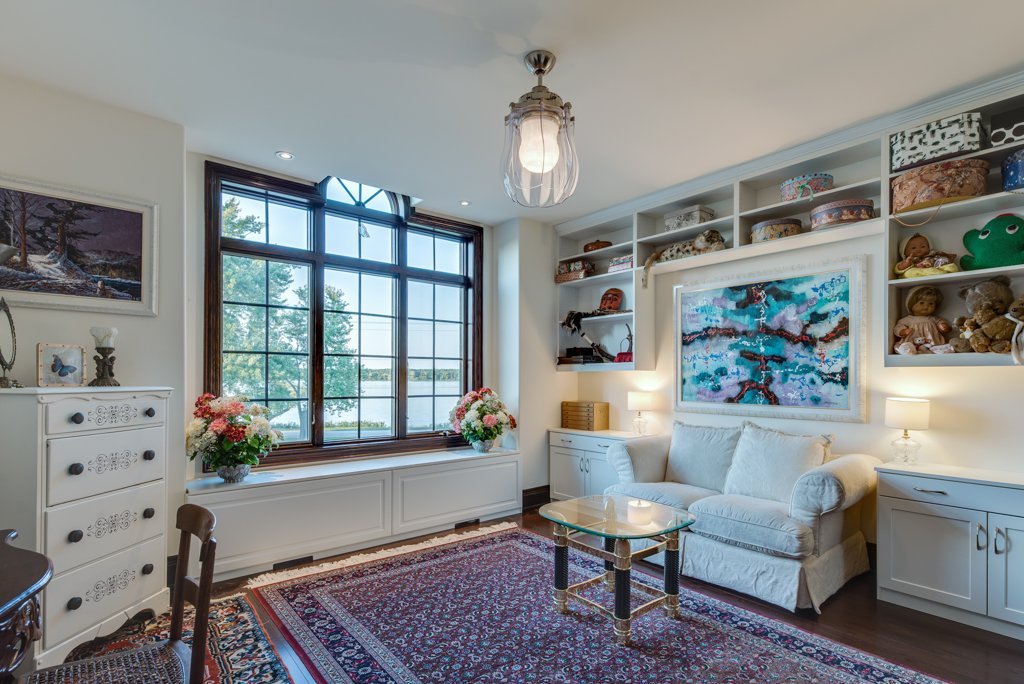 sitting room.jpg