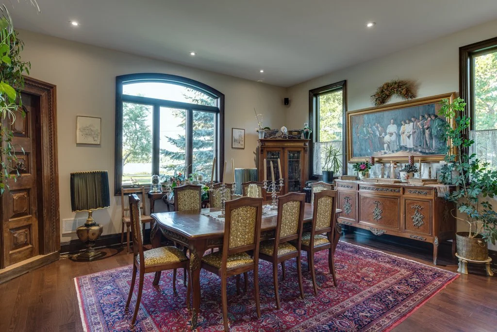 dining room.jpg