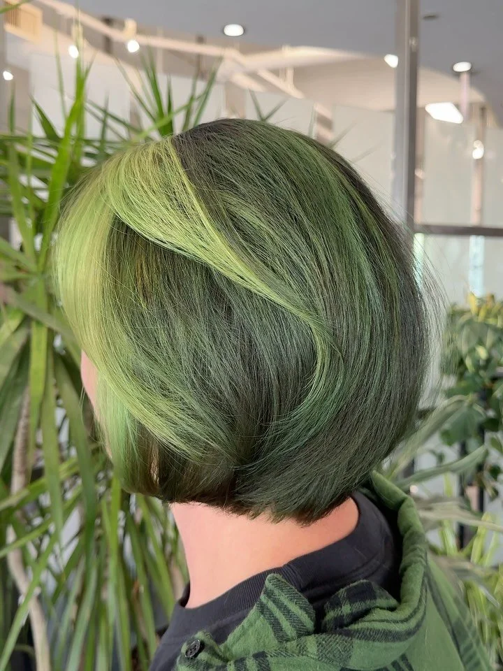 That purple bob from a few weeks ago? Here&rsquo;s where she started! 

If you love changing your color, it&rsquo;s important to choose a stylist who can get you there without compromising the integrity of your hair. That&rsquo;s why we love @laurenf