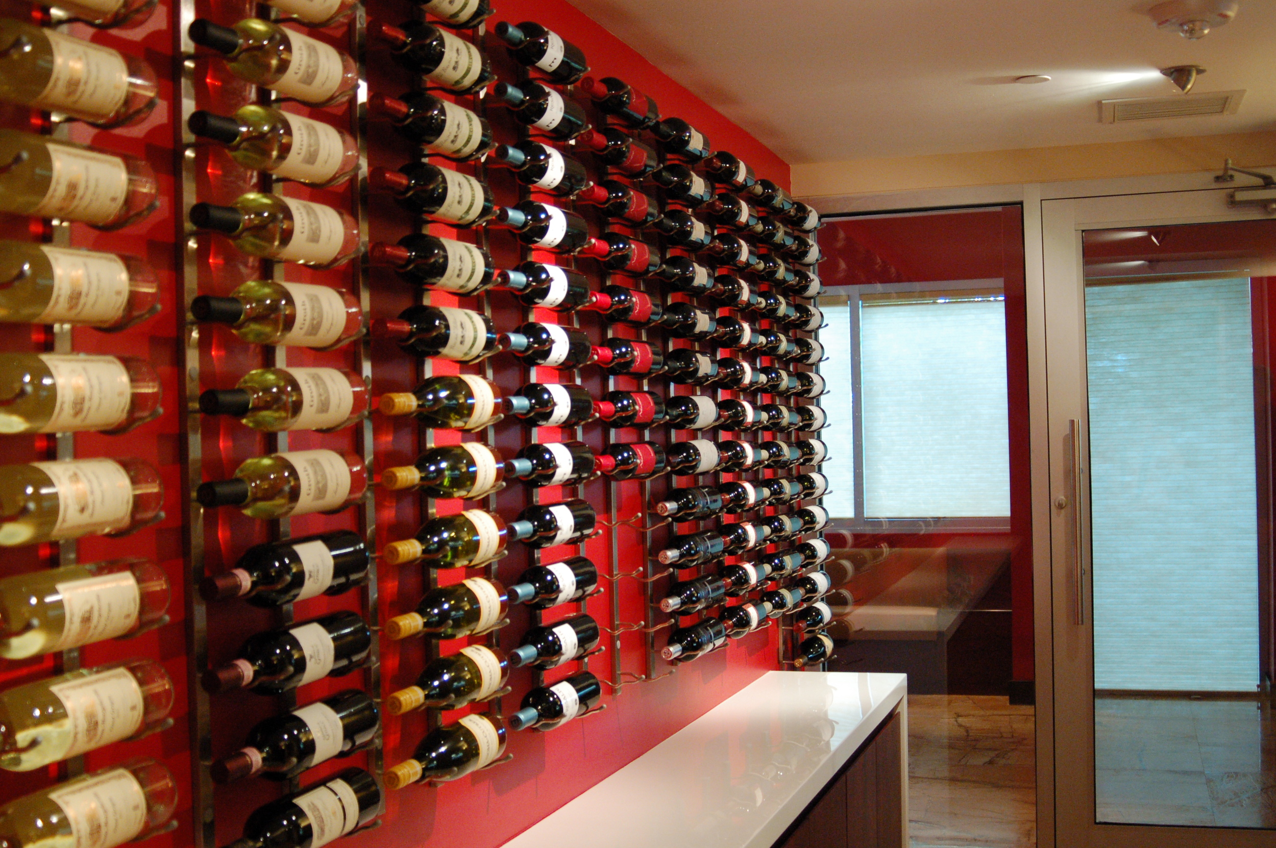  Wine room 