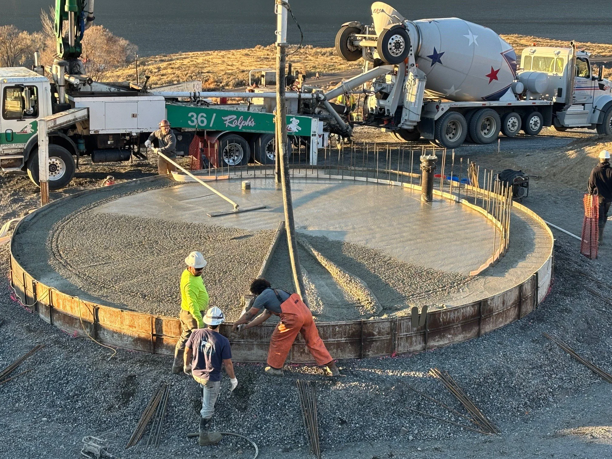 Tank Base Pour 3.jpg