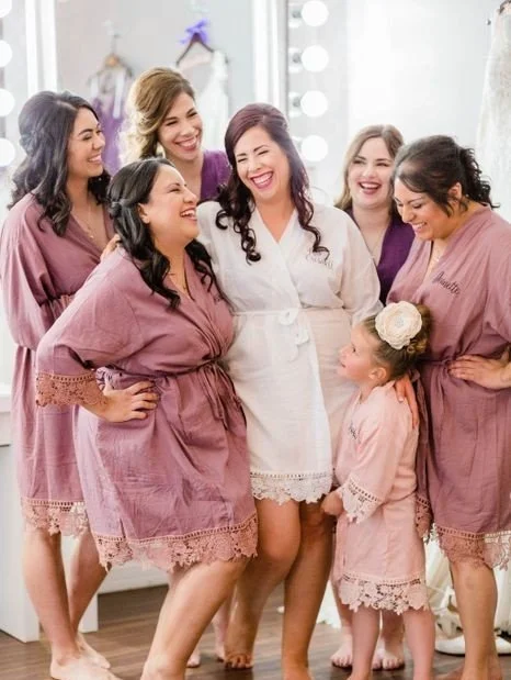 Bridal glam for any size squad &mdash; from &lsquo;just us&rsquo; to &lsquo;all of us.

Artists: Kim &amp; Esteffany 
Level: Elegant
Photographer: TBD *Please tag* 

#phoenixBridalMakeupandHair #phoenixbridalteam #Scottsdaleweddinghairandmakeup #Azbr