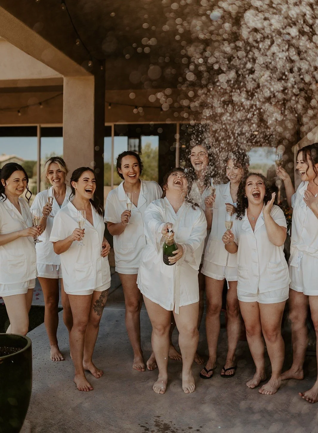 Because the bridal party deserves to feel just as good ✨
Glam that lasts, laughs included.

Artists: Stephanie, Marie, Alyssa
Package: Elegant
Photographer: @torimarkelphotographyllc 

#phoenixBridalMakeupandHair #phoenixbridalteam #Scottsdalewedding