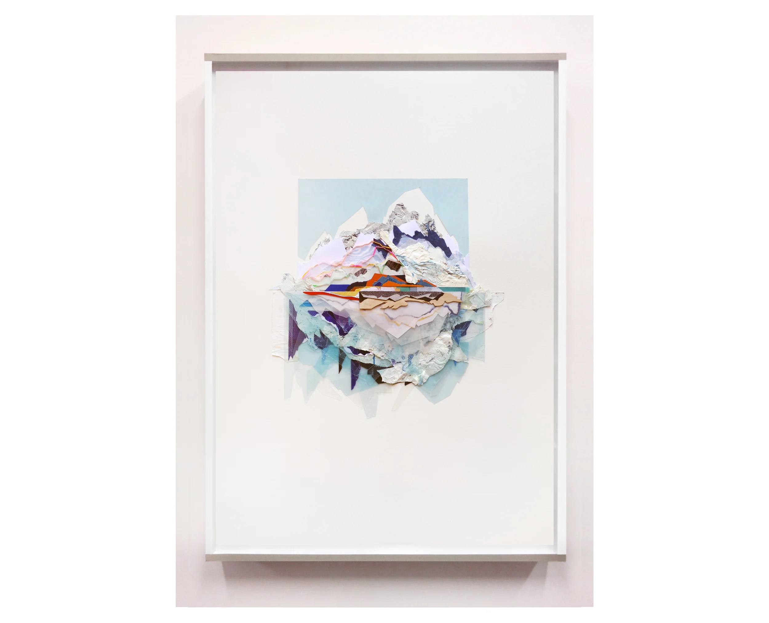   B_10 (Iceberg 2).  &nbsp;Técnica mixta sobre papel. 62&nbsp;x 44&nbsp;cm. 2014  