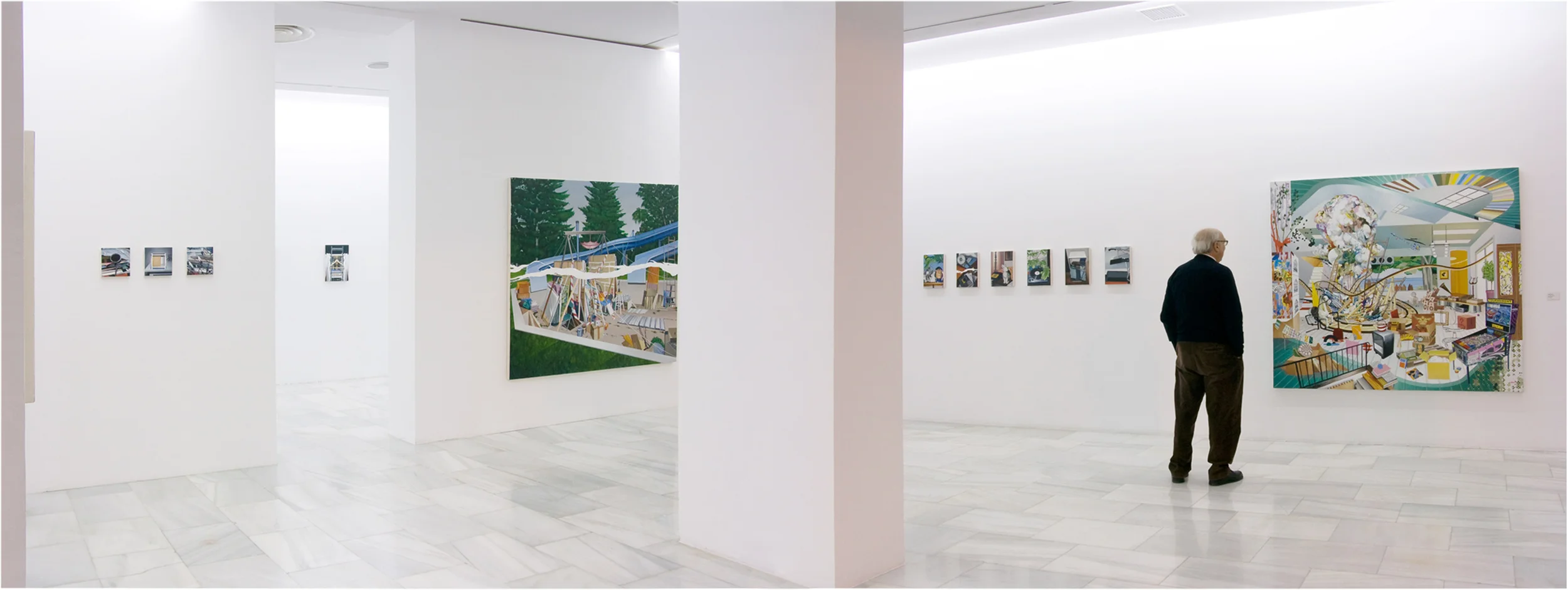 Vista de exposición. Red de Arte Joven. Sala de exposiciones de Avenida América, Madrid. 2009