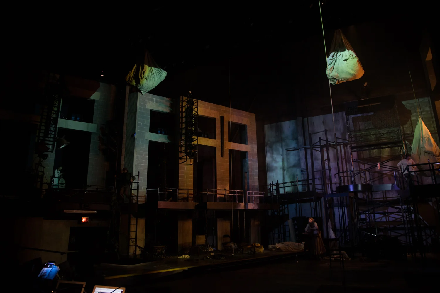 The Wheel/Steppenwolf Theater/ Dir: Tina Landau