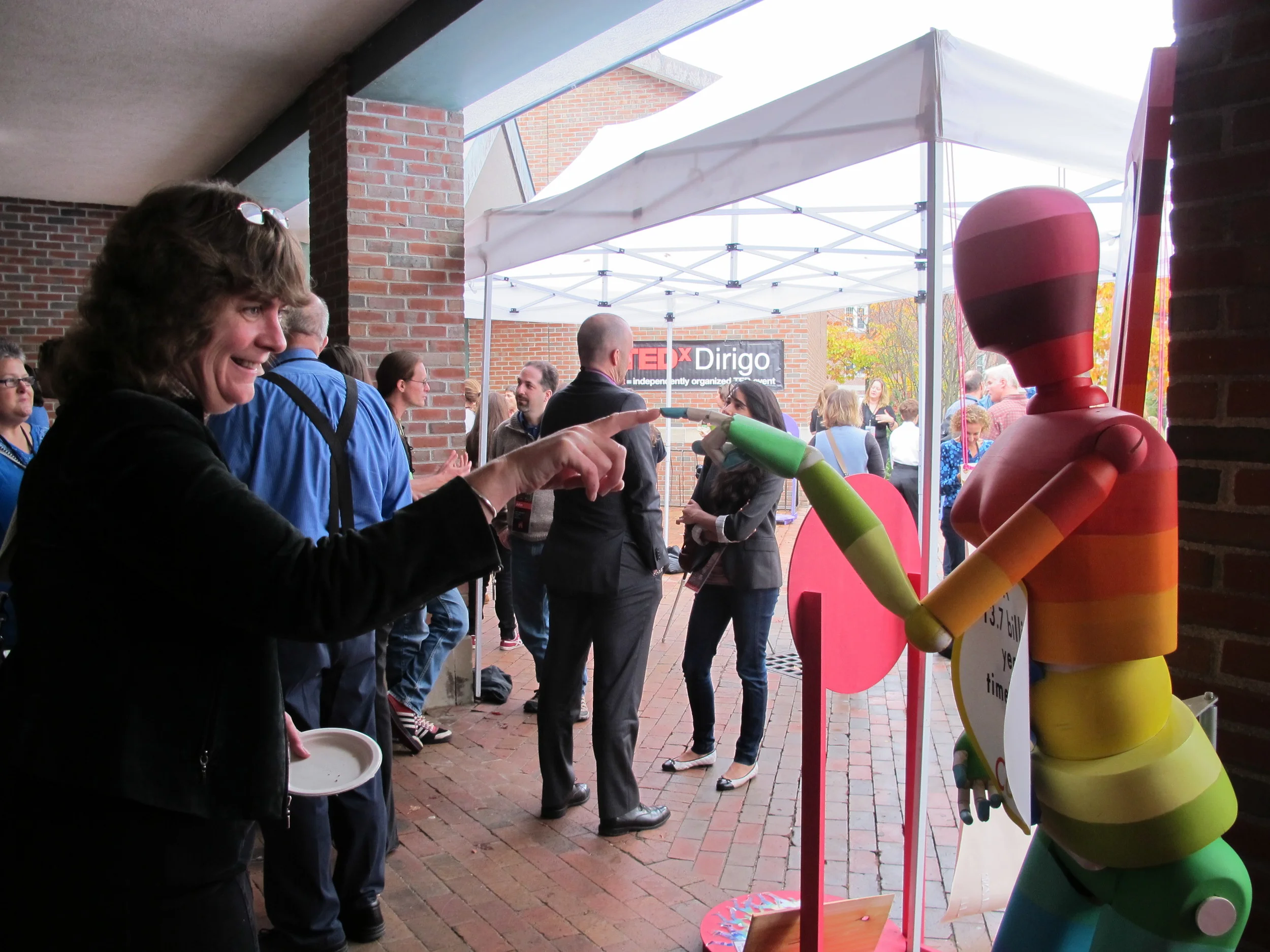 Some TEDx-ers enjoyed sharing a HUEMAN touch.