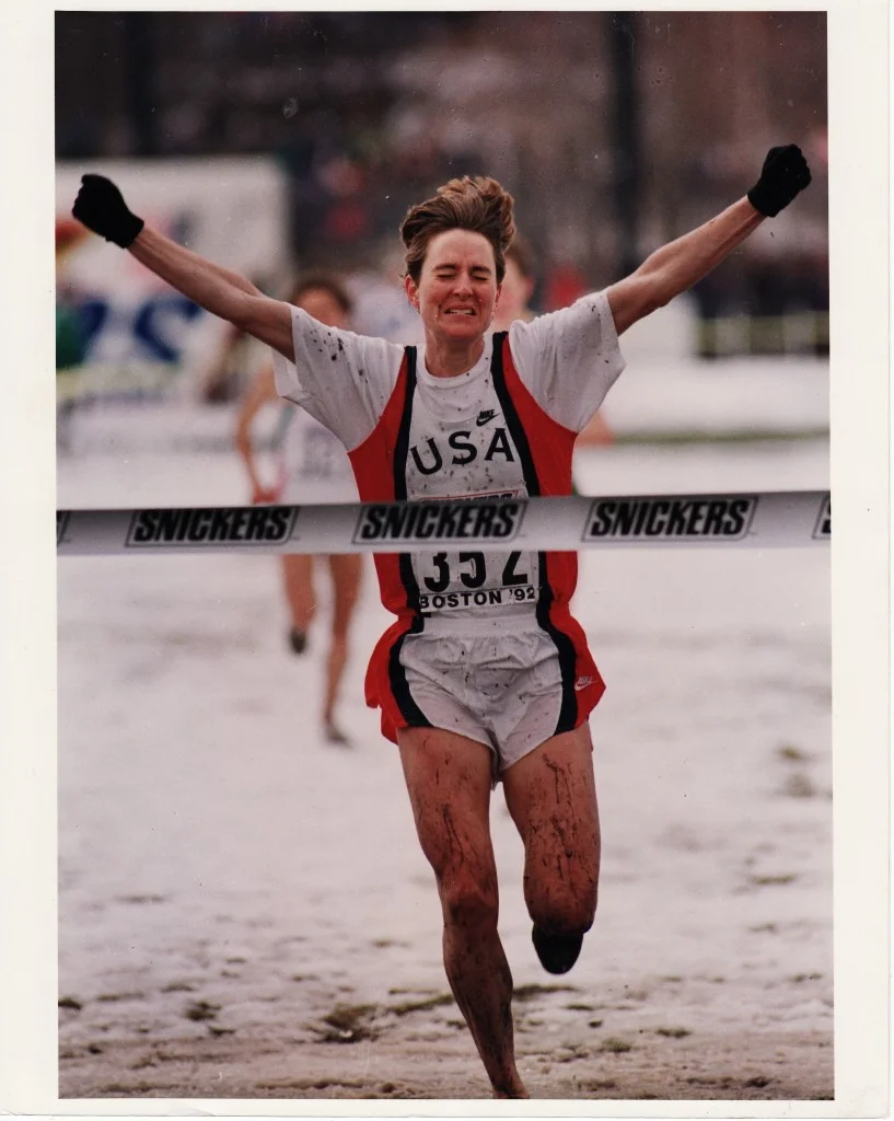 Lynn winning her third world cross-country title, in 1992.
