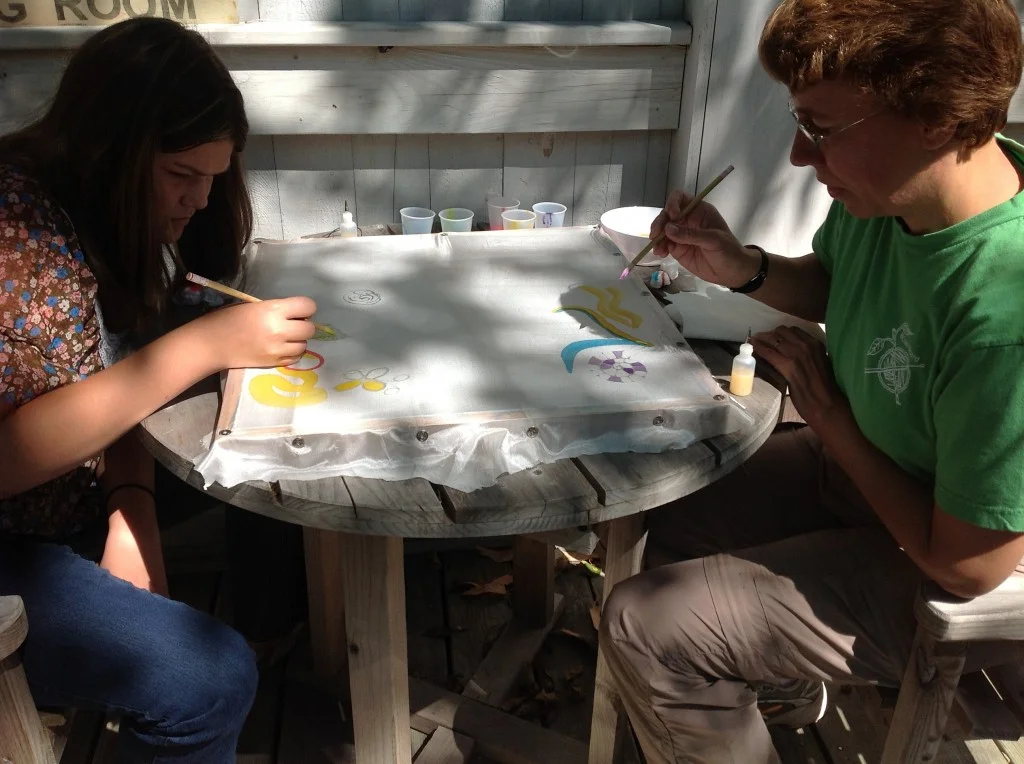 Silk painting on the deck at today’s workshop.
