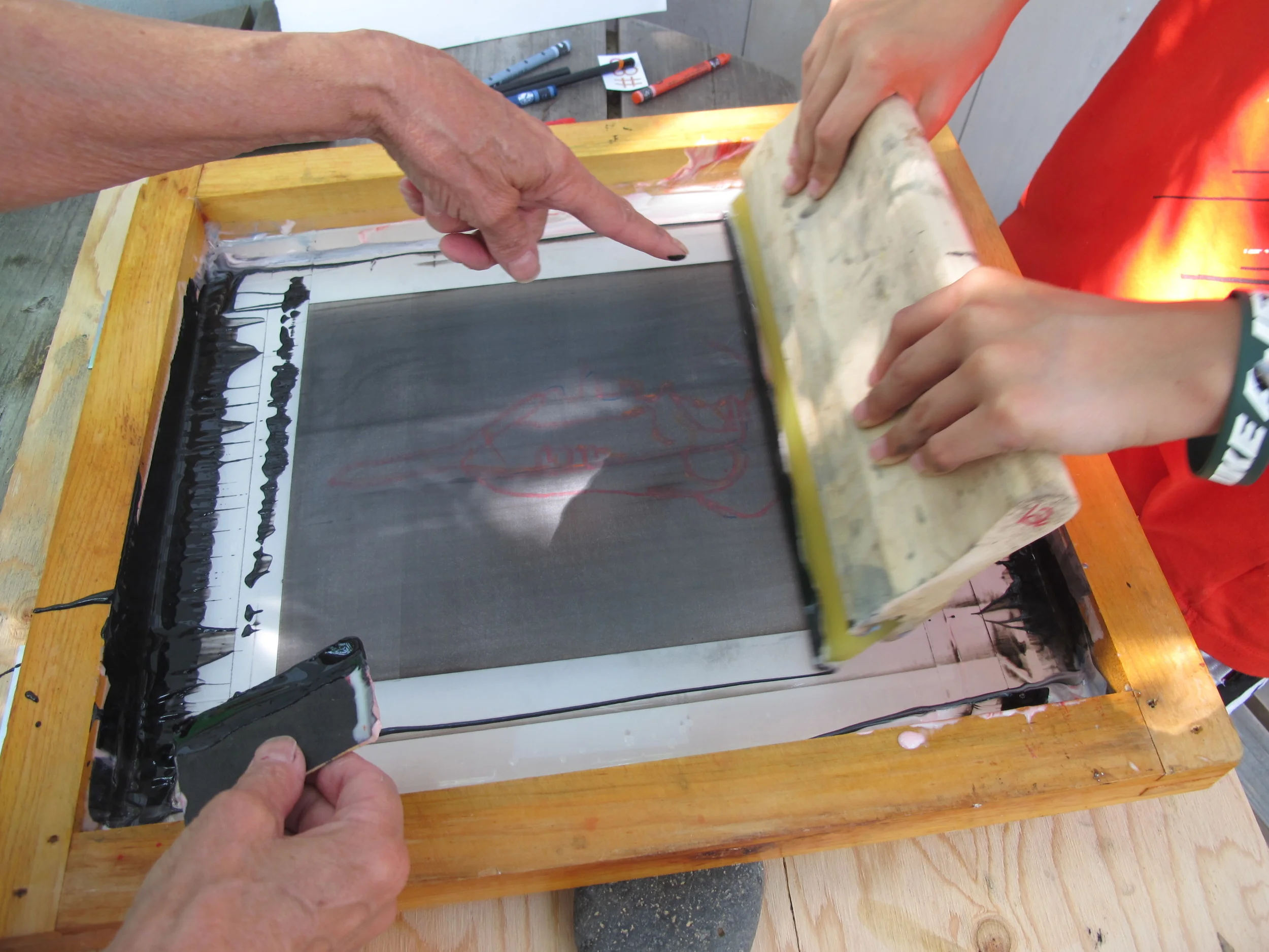 I wasn't able to take the workshop myself, so I'm not going to explain how it all works—though it was fun to watch. To learn more about water-based monoprinting, go to this youtube video of Roni demonstrating it on television: