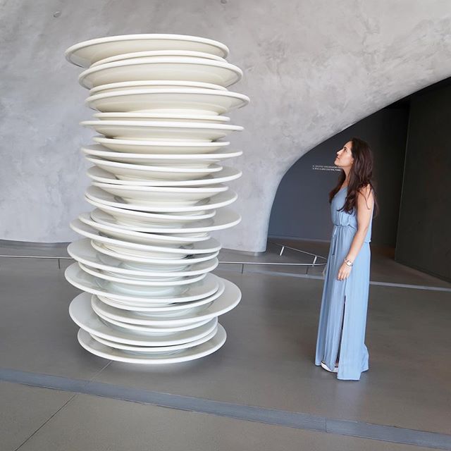 Not sure when I will have time for these dishes 😜 #TheBroad #SoCalTips #LA
&bull;
&bull;
&bull;
&bull;
&bull;
&bull;
&bull;
#museum #LosAngeles #fathersday #architecture #architexture #design #minimal #art #arts #architecturelovers  #instagood #beau