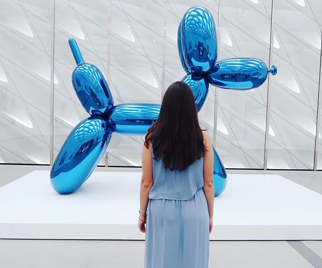 I think 💭 observe and walk away... I  #TheBroad #SoCalTips #LA
&bull;
&bull;
&bull;
&bull;
&bull;
&bull;
&bull;
#museum #LosAngeles #fathersday #architecture #architexture #design #minimal #art #arts #architecturelovers  #instagood #beautiful #archi