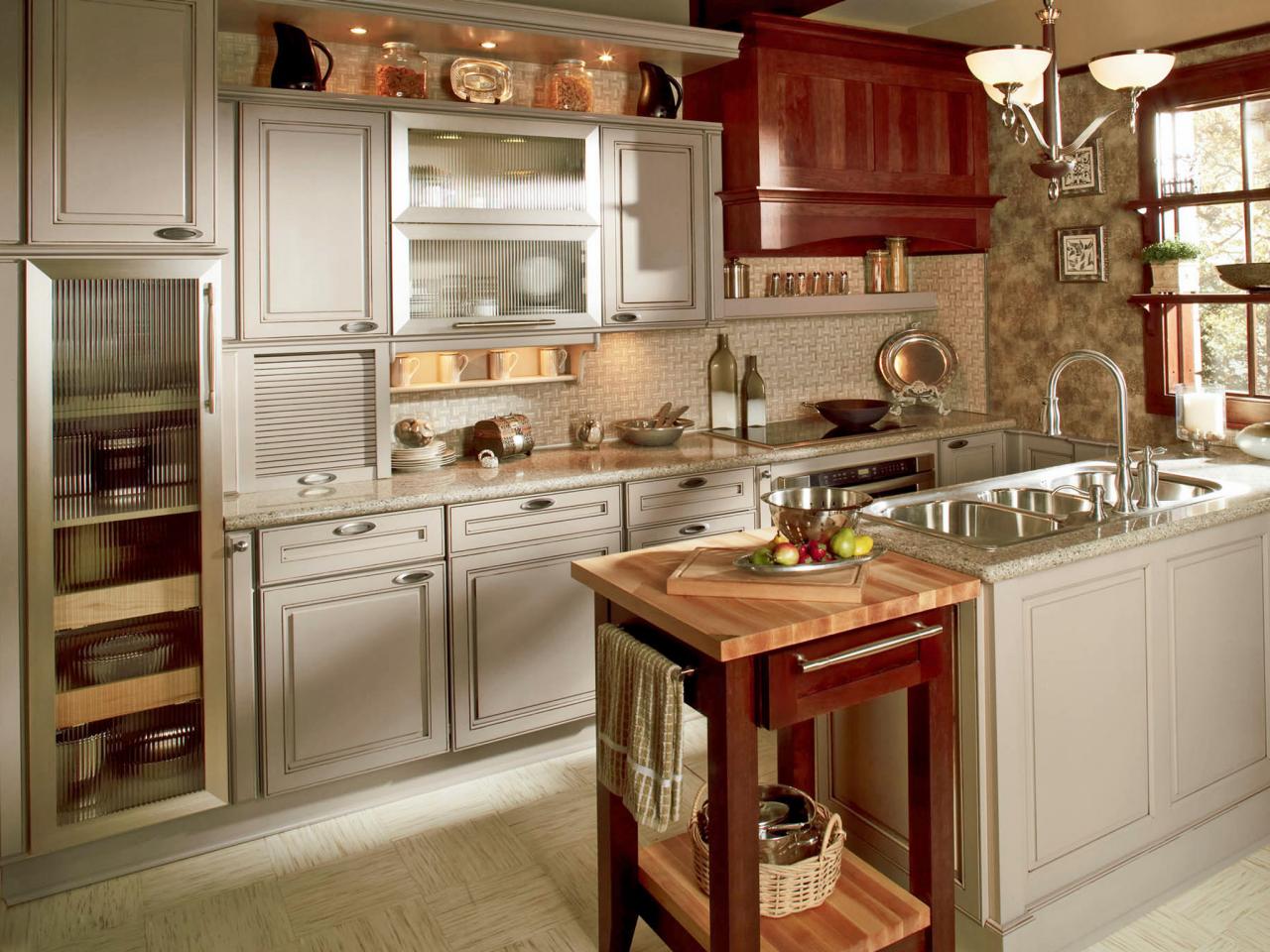 CI-Wellborn-Cabinets_soft-gray-painted-kitchen-cabinets_4x3.jpg.rend.hgtvcom.1280.960.jpeg