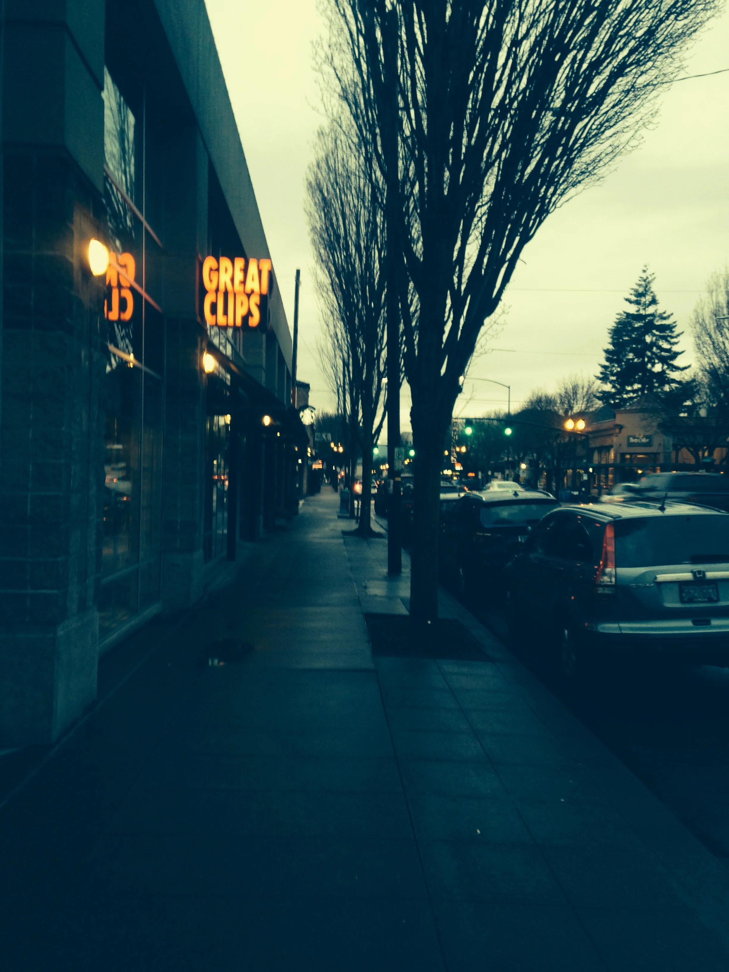 NE Broadway, between 12th and 13th Sts., Portland, OR, March 7, 2017, 8am. 