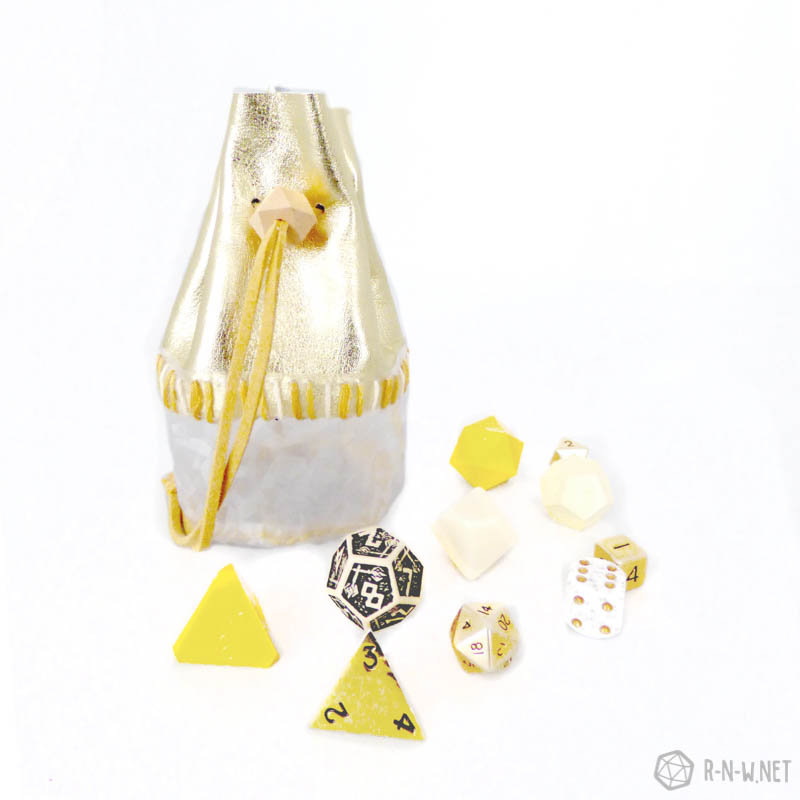 DICE POUCHES - OTHER WORLDS-8.jpg