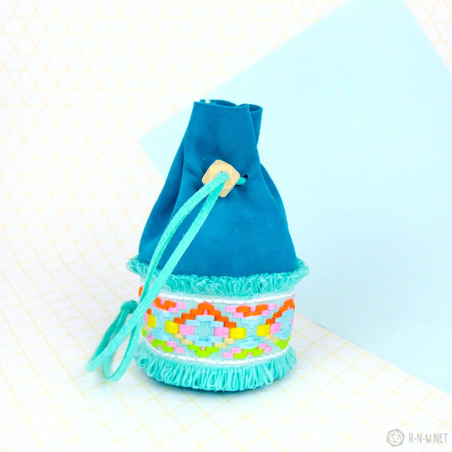 DICE POUCH - TRAVELLING SPRITE-1.jpg