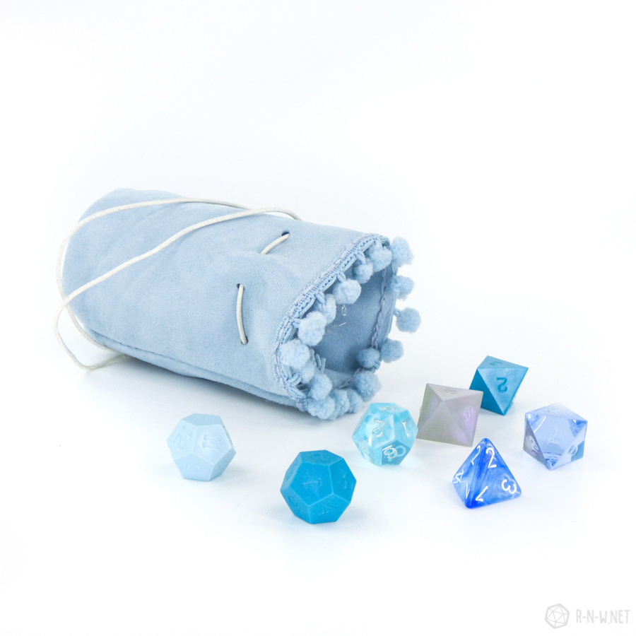 MONO POUCH-3.jpg