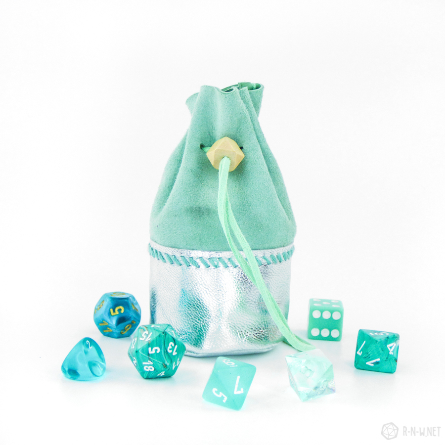 MONO POUCH-21.jpg