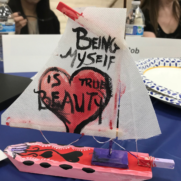 Sail boat.png
