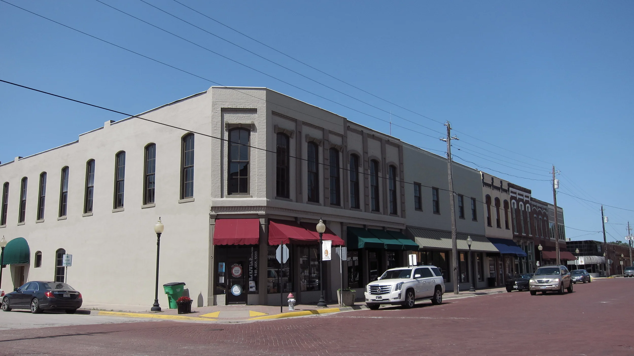 While Gainesville struggles to diversify its ground floor mix, it has a surprising number of downtown residential units - seven in this block alone.&nbsp;