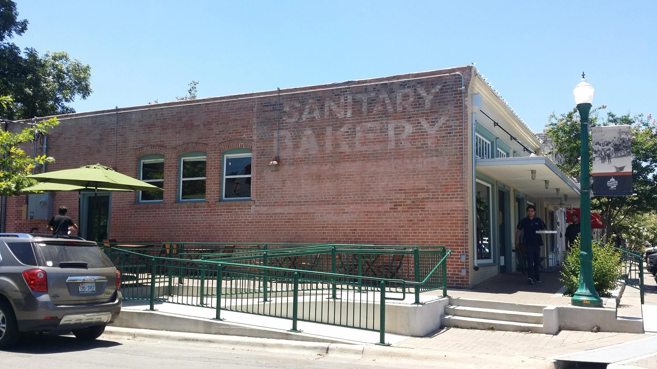Sanitary Bakery ghost mural located in Georgetown.