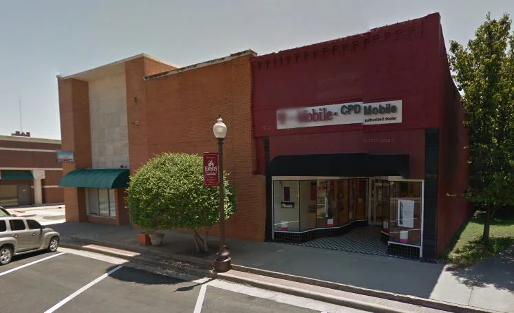 (Top image) Midcentury slipcover and signagein Corsicana; (Bottom image) Midcenturymodern bank building and storefront in Ennis(Source: Google Street view.)