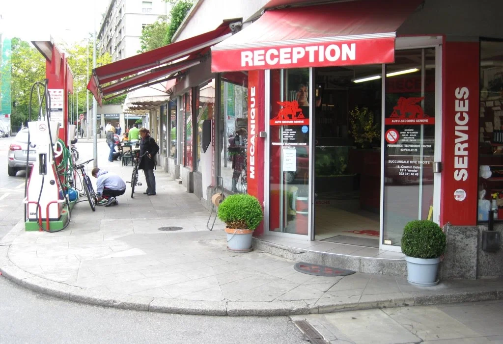 Infill gas station in Geneva, Switzerland (photo source www.citykin.com/2011/01/sidewalk-gas-pumps.html