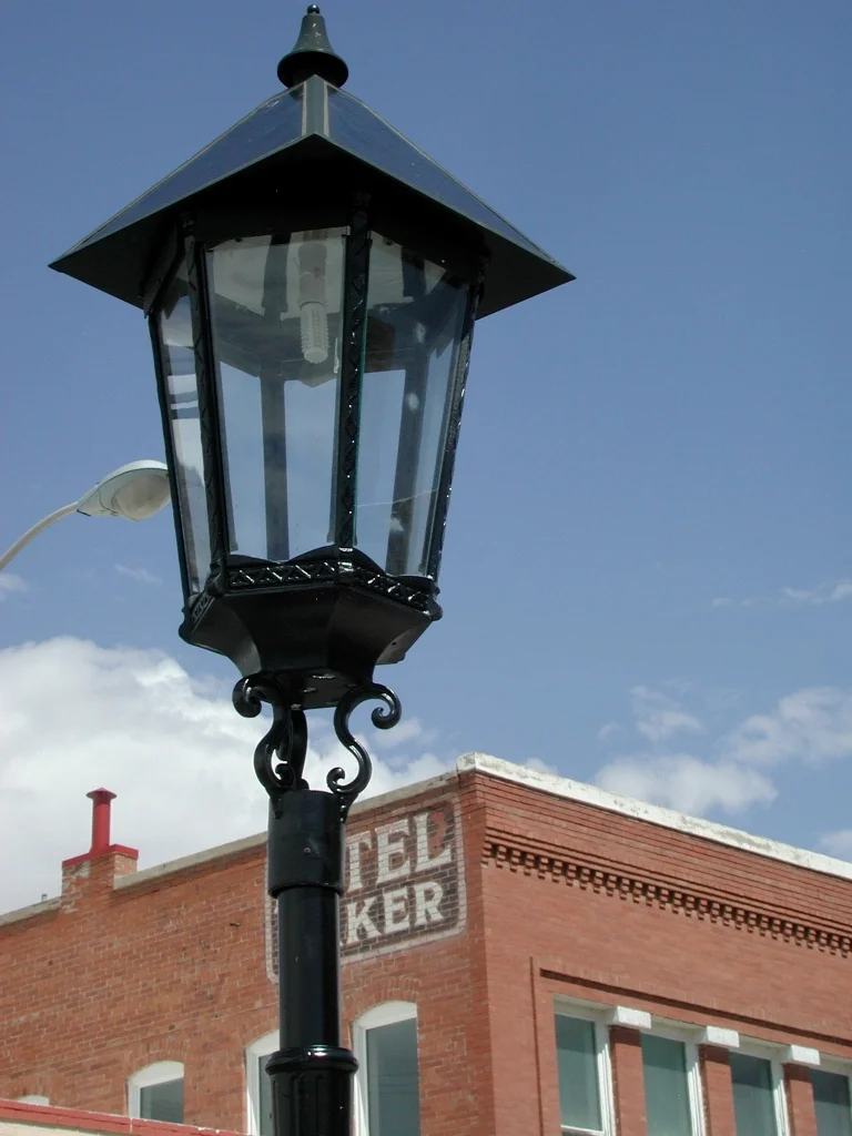 Example of solar-powered LED lights that replaced natural gas-powered lights inthe city of Deming, New Mexico. Source:&nbsp;Department of Energy, http://energy.gov/articles/energy-efficiency-newmexico-frees-money-local-coffers