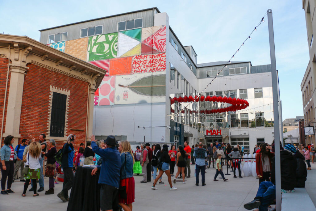Abbott_Square_new-1024x683.jpg